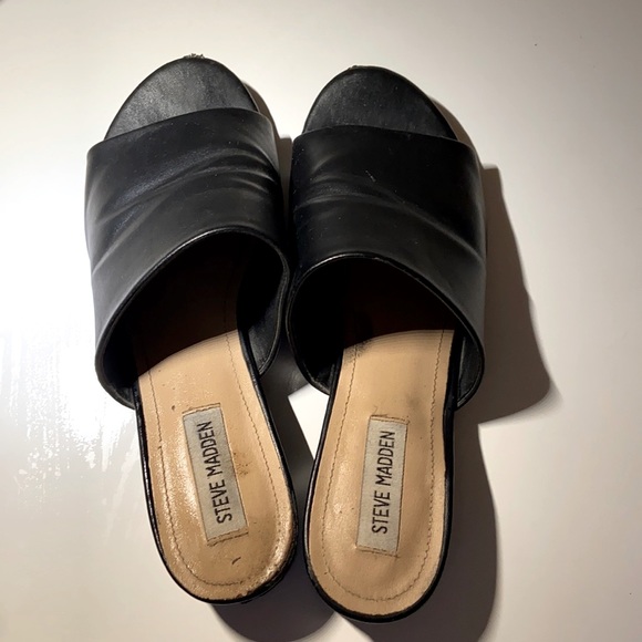 Steve Madden Block Heel Open Toe Mule Sandals - Picture 4 of 8